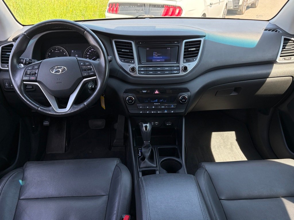 Hyundai Tucson 2017 Gris Gatineau - photo #15
