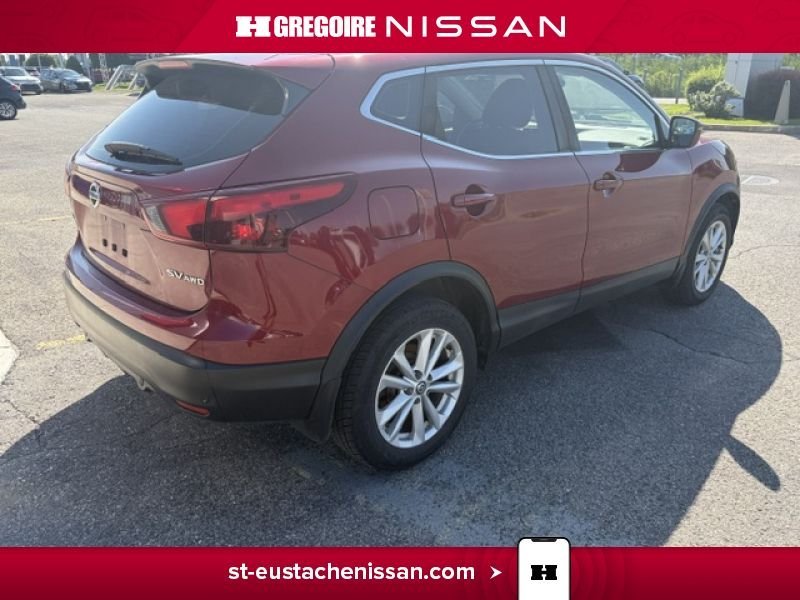 Nissan Qashqai 2019 Rouge Laval - photo #12