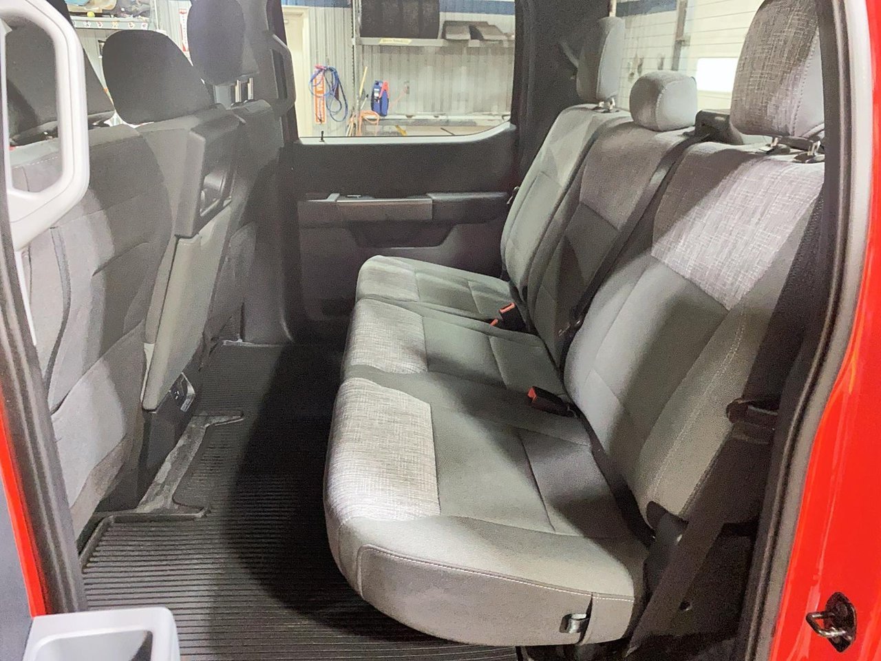Ford F-150 xlt 2023 Rouge Baie-Comeau - photo #7