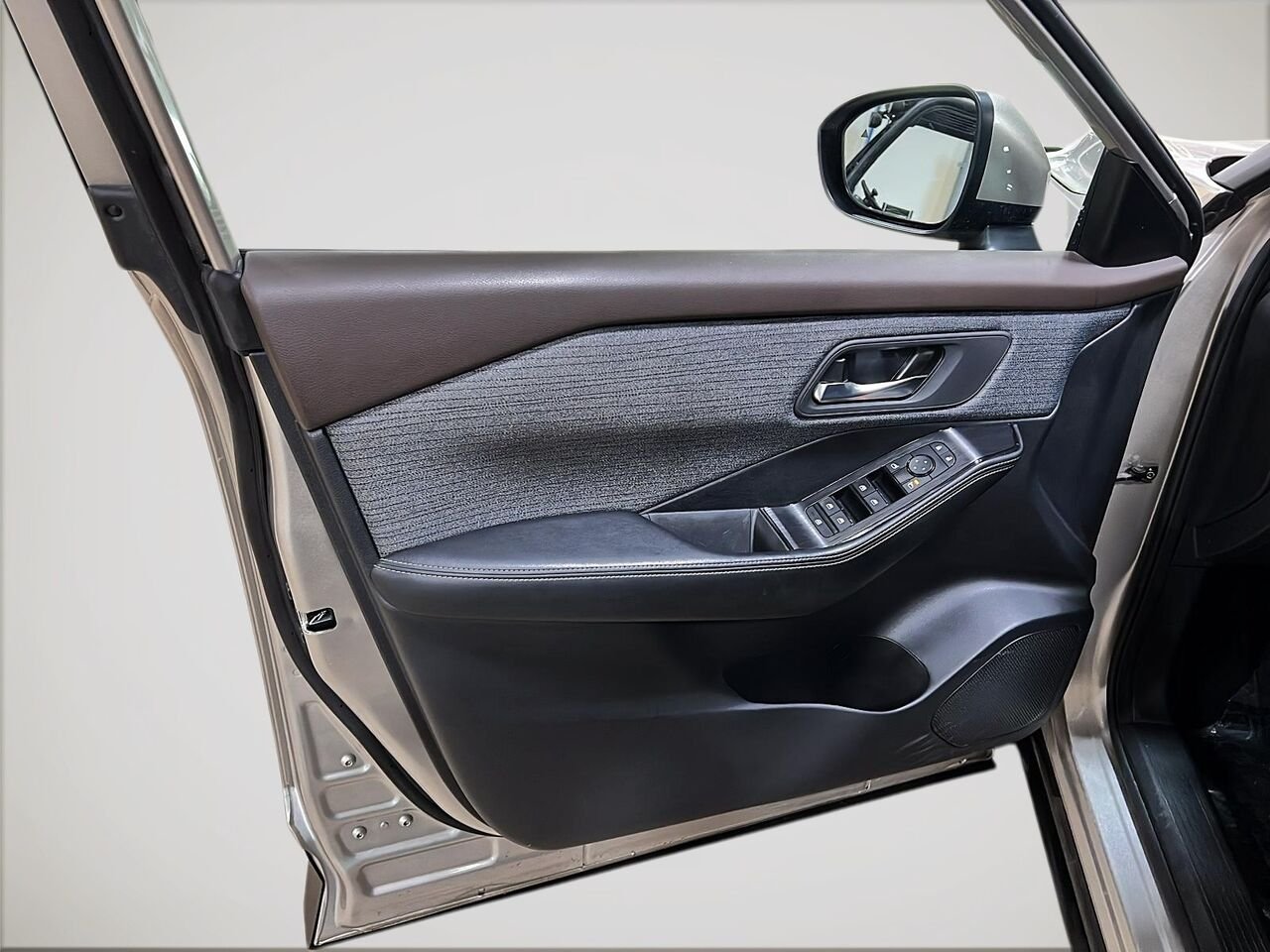 Nissan Rogue 2023 Argent Québec - photo #10