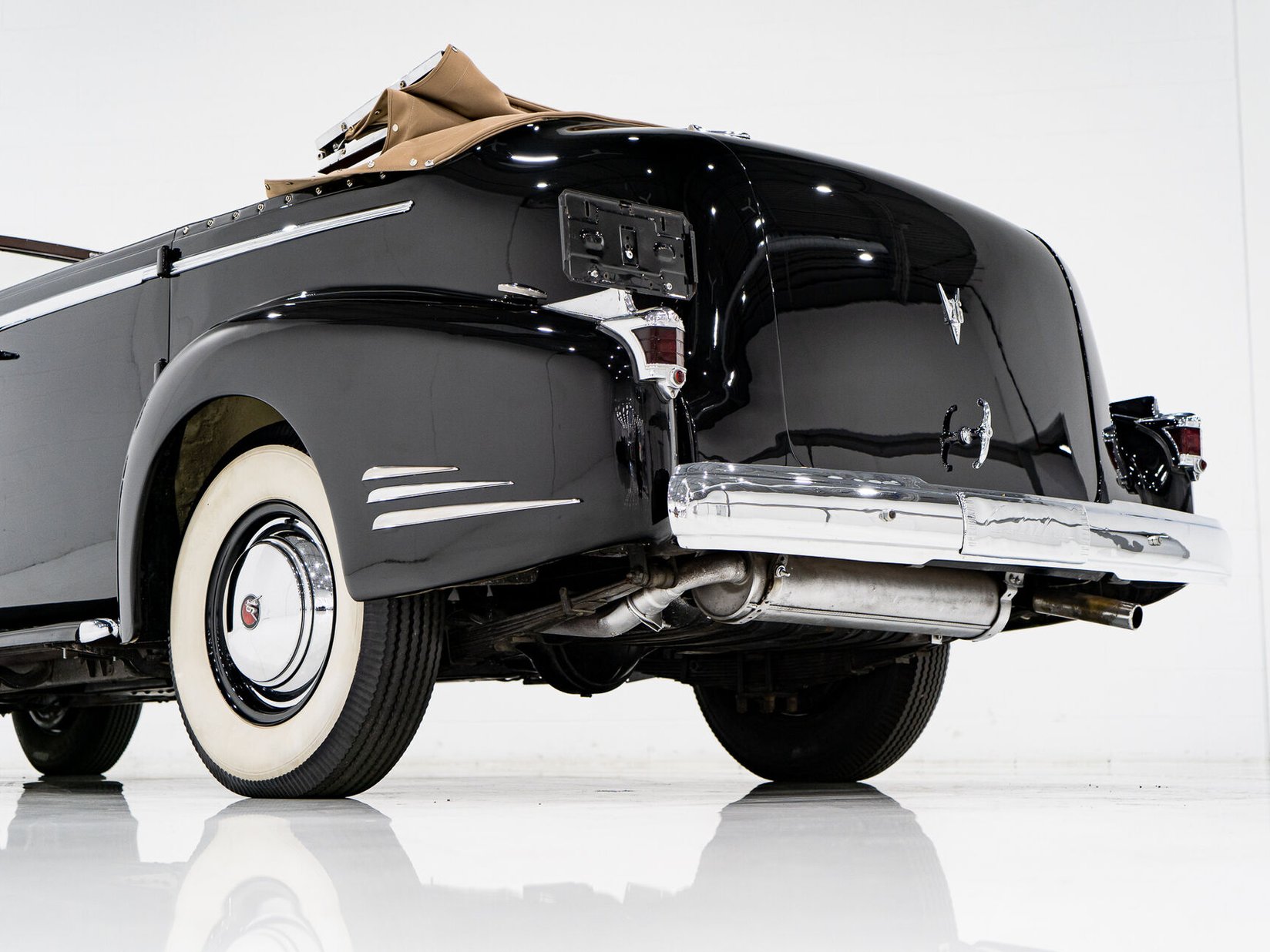 Cadillac Series 90 **PRICE IN USD**1 of 13 V16 1938 Noir Montréal - photo #46