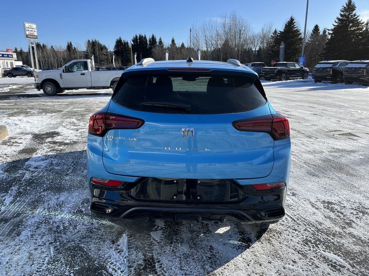 2026 BUICK Encore GX Tourisme sport 4 portes TI Aquamarine Blue Metallic Montmagny - photo #3