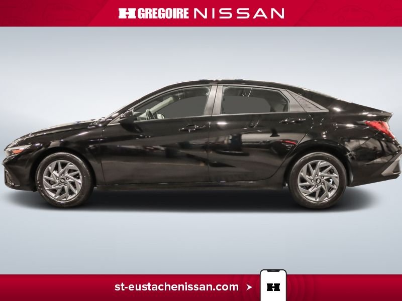 2024 Hyundai Elantra Black Laval - photo #5