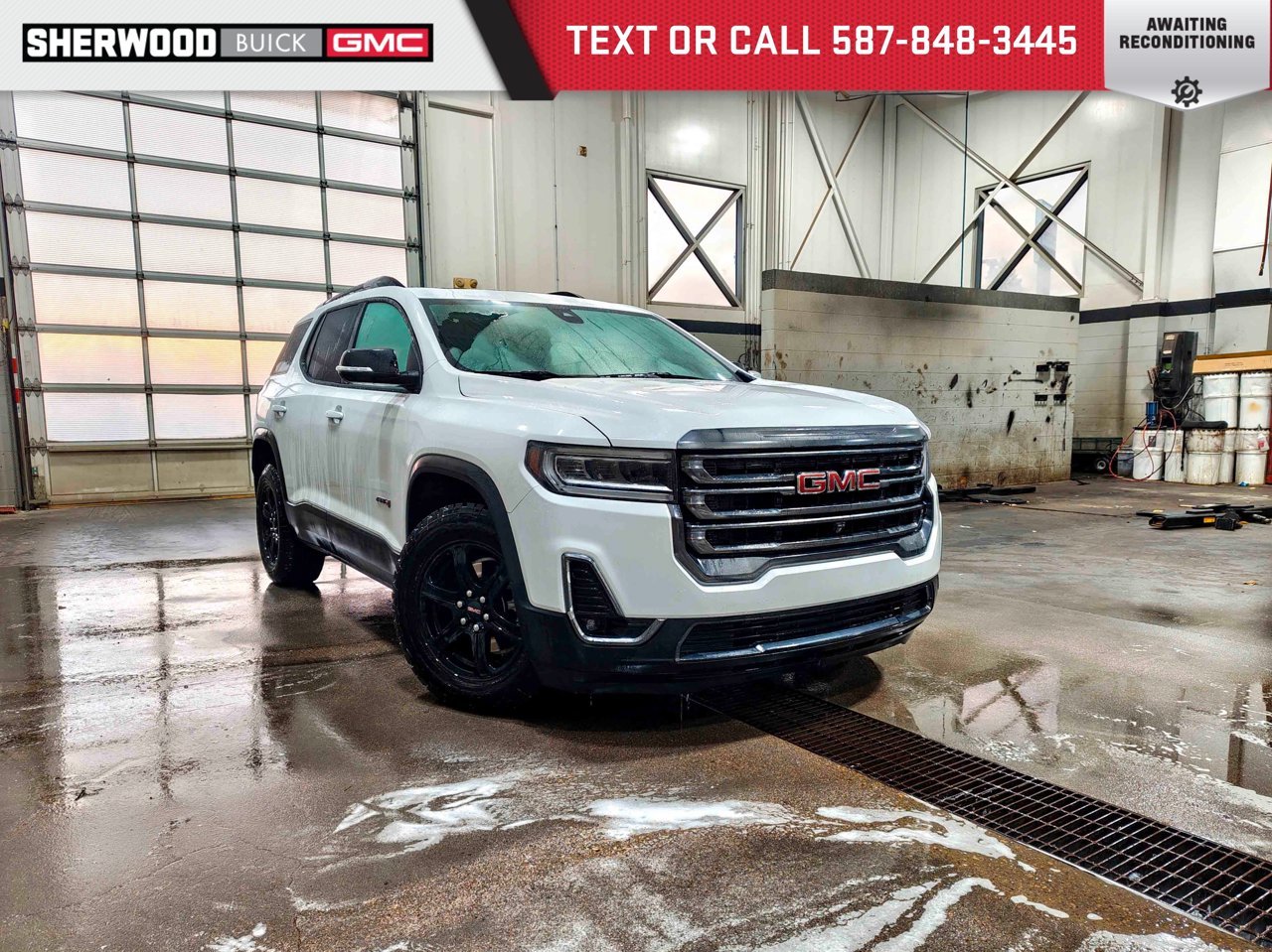 2023 GMC Acadia AWD 4dr AT4 White Sherwood Park - photo #0
