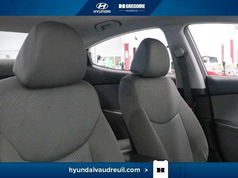 Hyundai Elantra YS42 | Berline 4 portes, boîte automatique, GL 2013 Gris Laval - photo #27