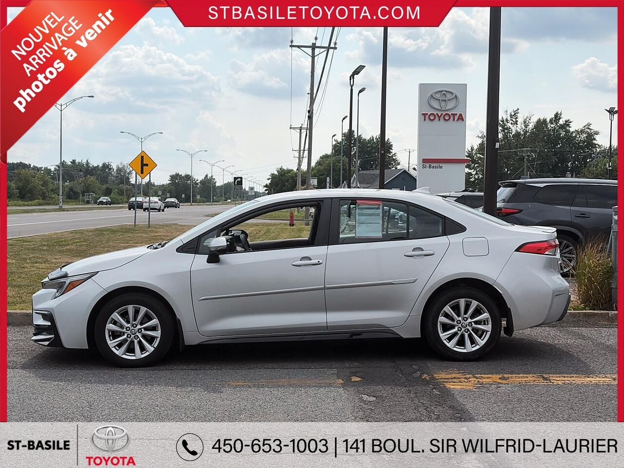 Toyota COROLLA 2024 Argent Saint-Basile-le-Grand - photo #1