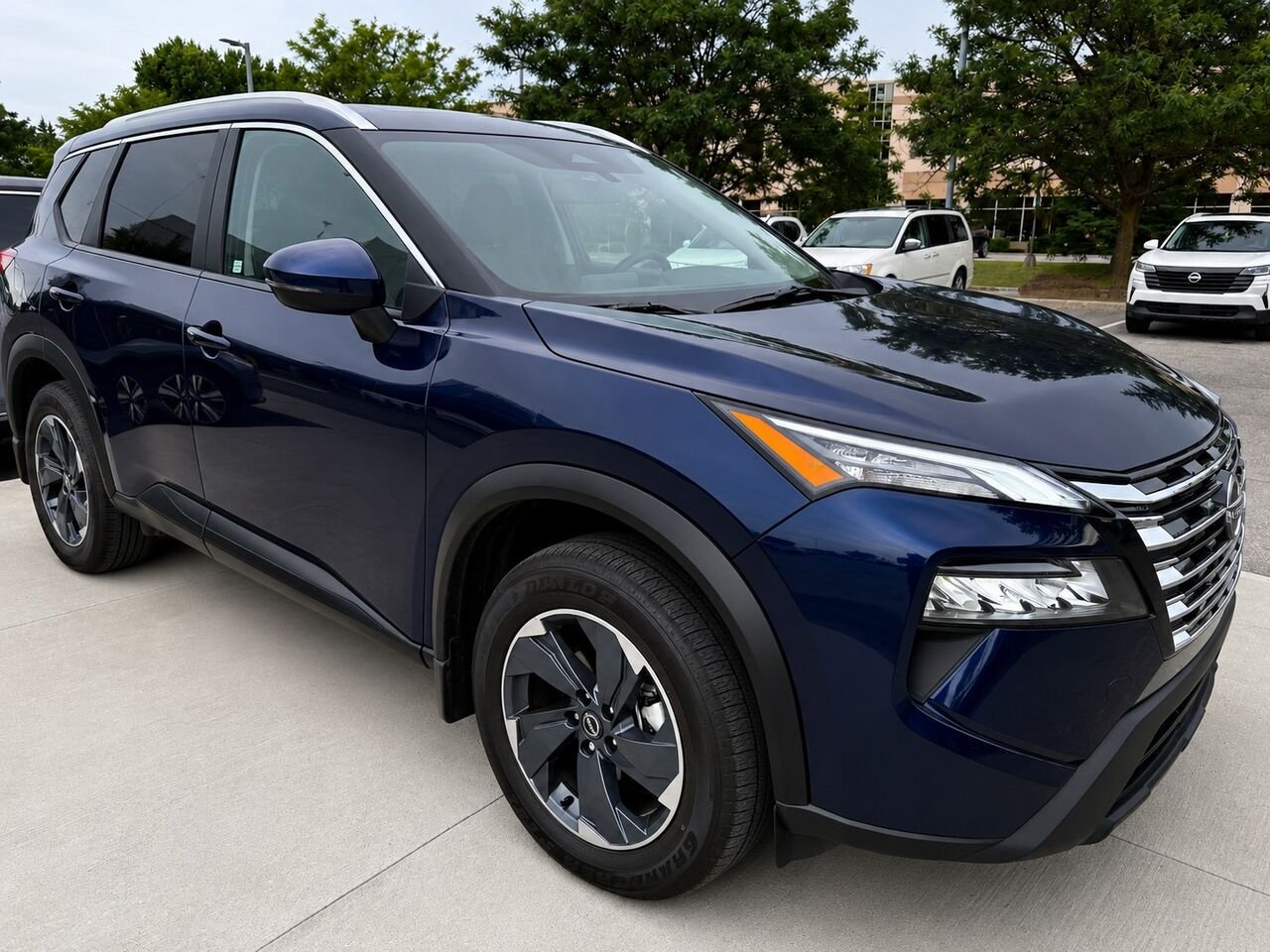 2026 Nissan Rogue ROGUE SV TOIT OUVRANT Deep Ocean Blue Châteauguay - photo #8