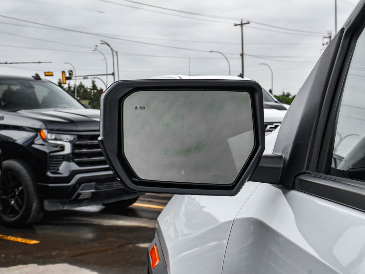 2024 GMC Canyon 4WD Crew Cab Elevation White Sherwood Park - photo #12