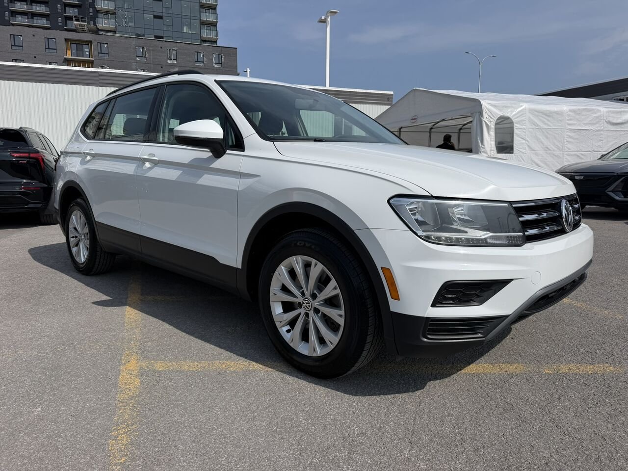 2020 Volkswagen Tiguan Trendline 4MOTION White Laval - photo #4