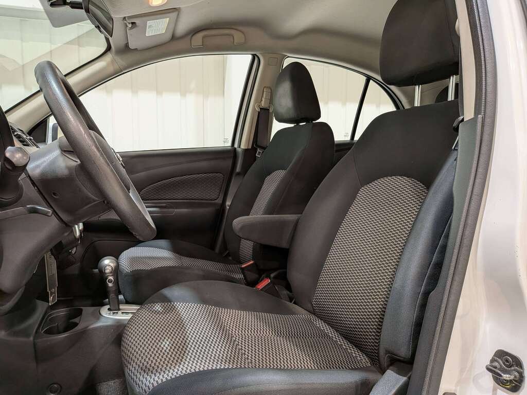 Nissan Micra 2017 Blanc Val-David - photo #9