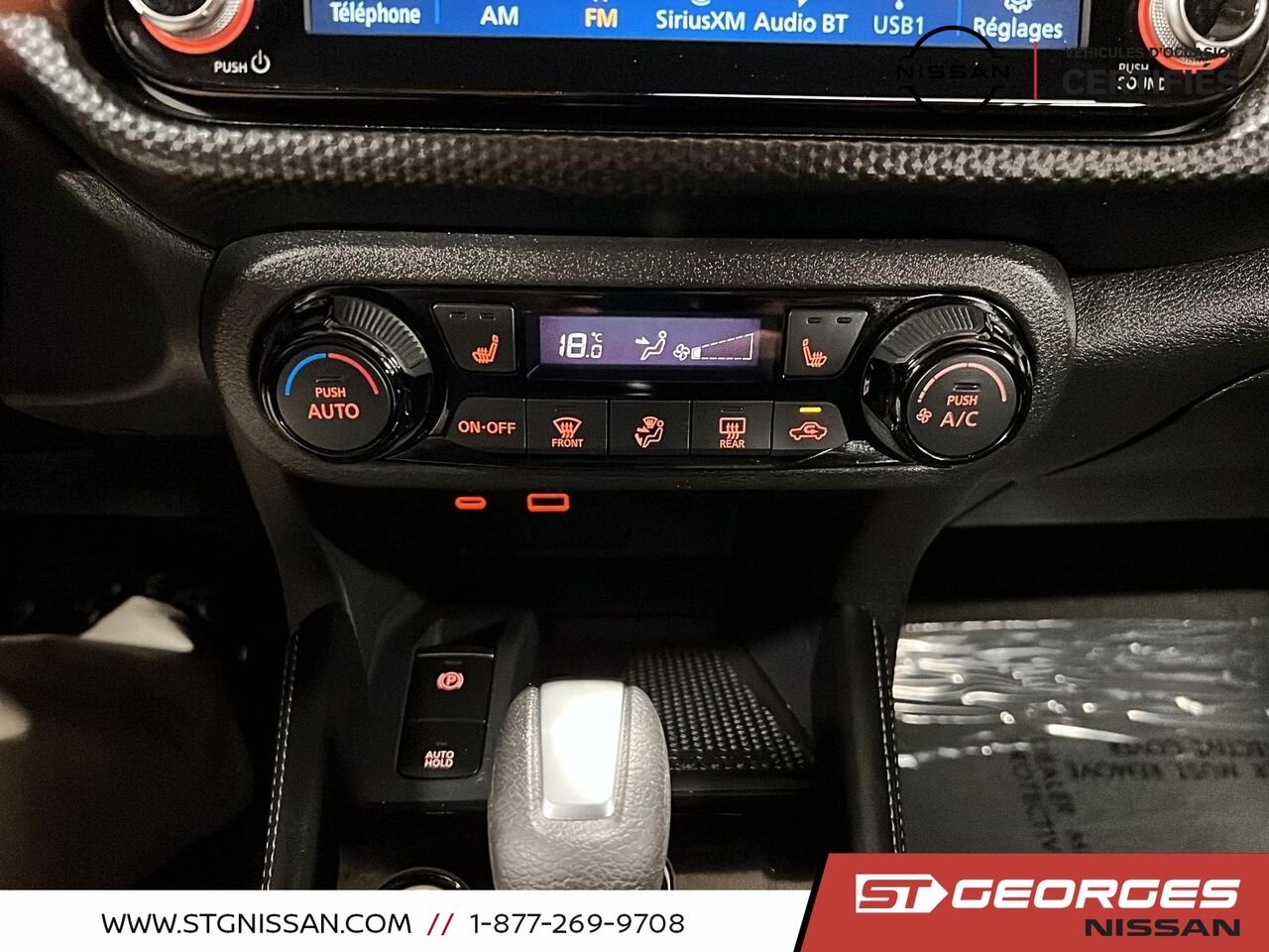 Nissan Kicks Play 2025 Gris Saint-Georges - photo #17