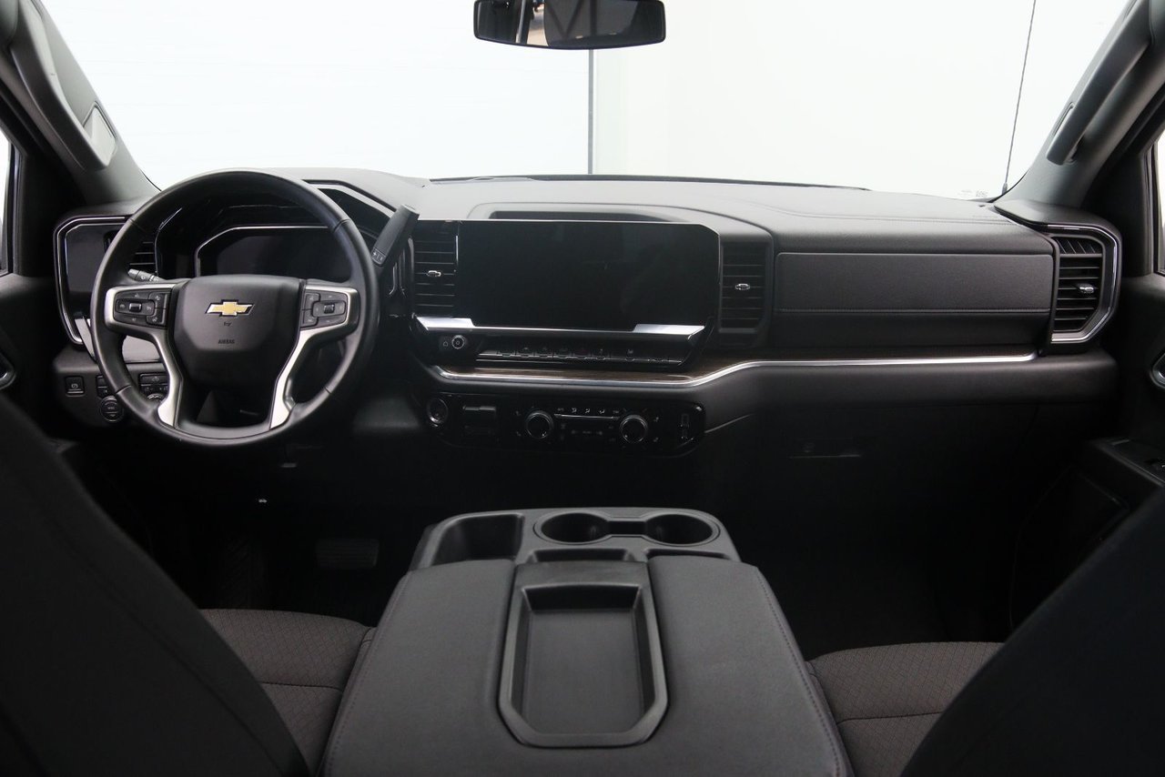 Chevrolet Silverado 1500 NIV 2GCUKDED4S1122348 2025 Noir Chicoutimi - photo #9