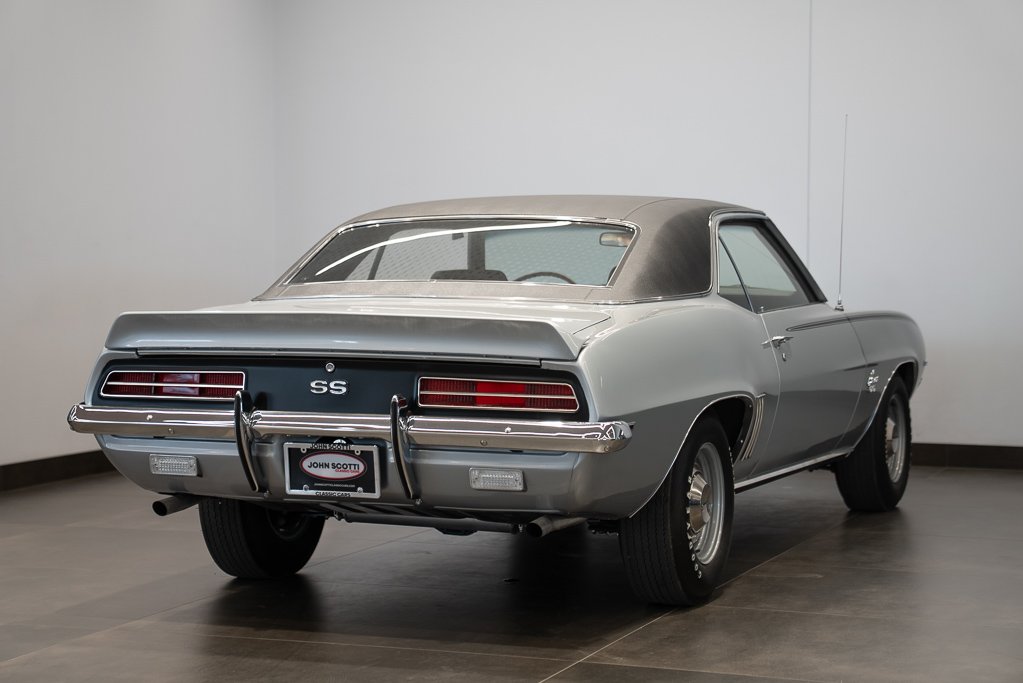1969 Chevrolet Camaro Silver Montreal - photo #3