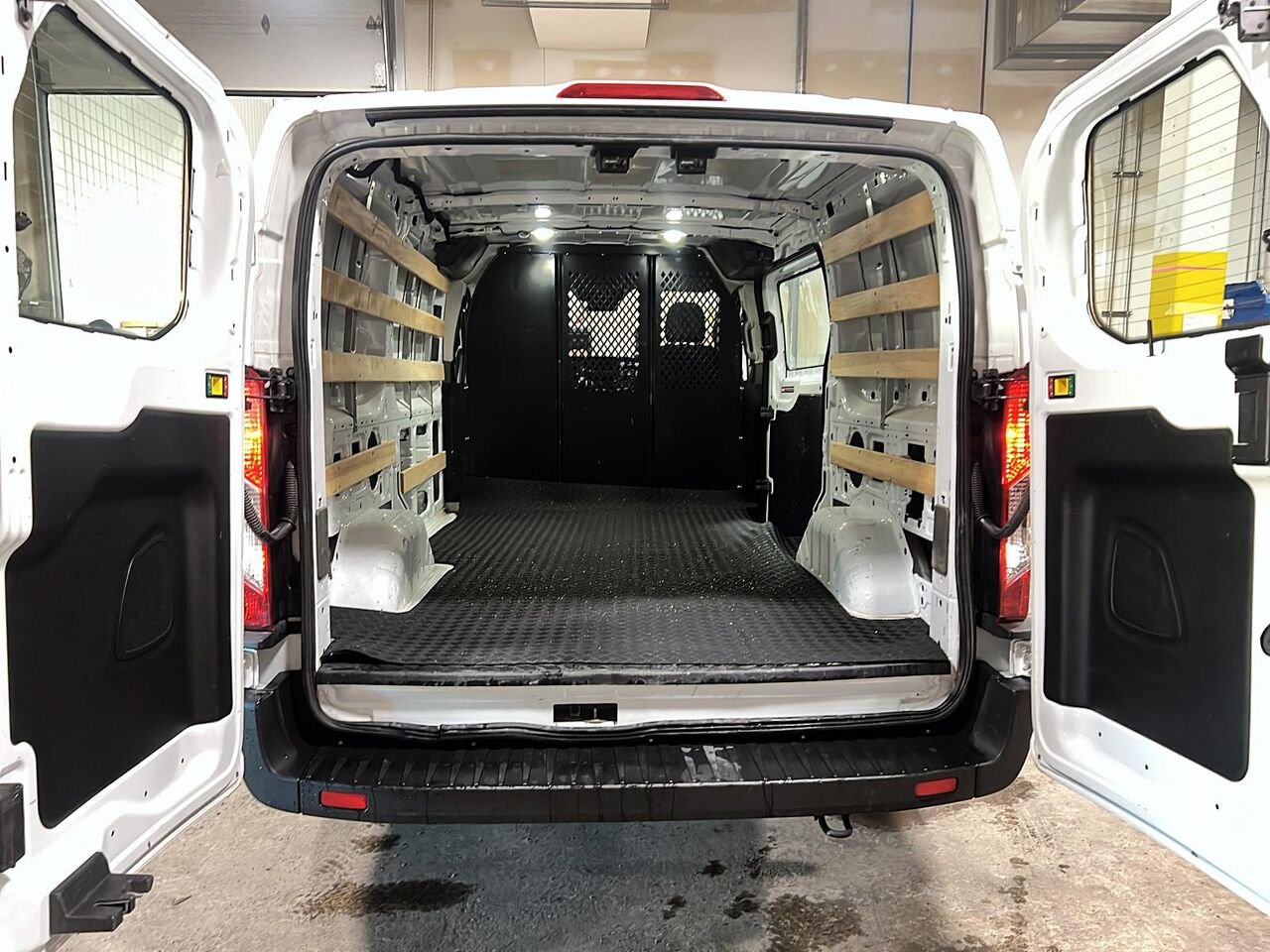 2024 Ford Transit fourgon utilitaire White Québec - photo #5