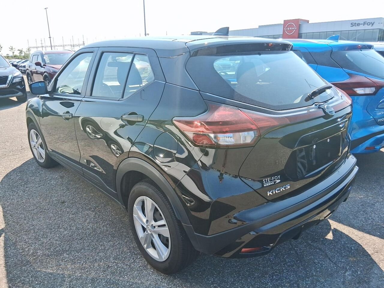 2024 Nissan Kicks S Black Québec - photo #1