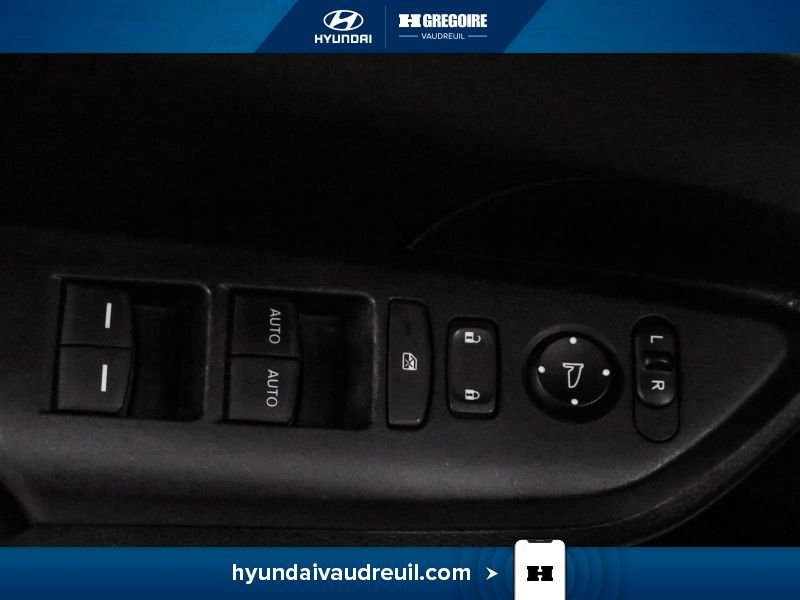 2018 Honda Civic White Blainville - photo #16