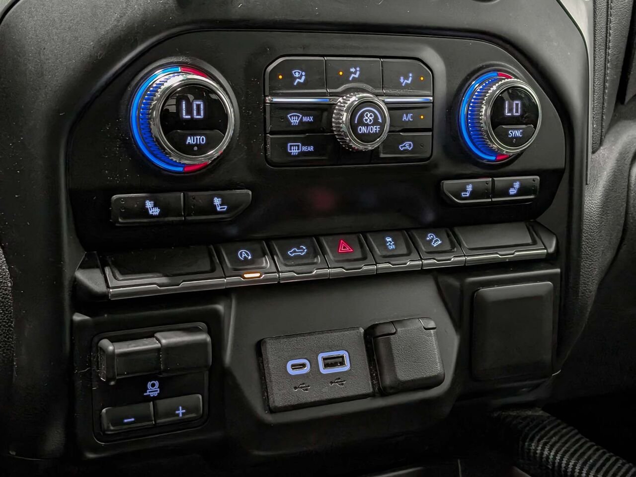 GMC SIERRA 1500 4WD CREW CAB PICKUP Toile de Boite Moteur 3.0l Diesel Certifié!! 2021 Noir Sherbrooke - photo #10