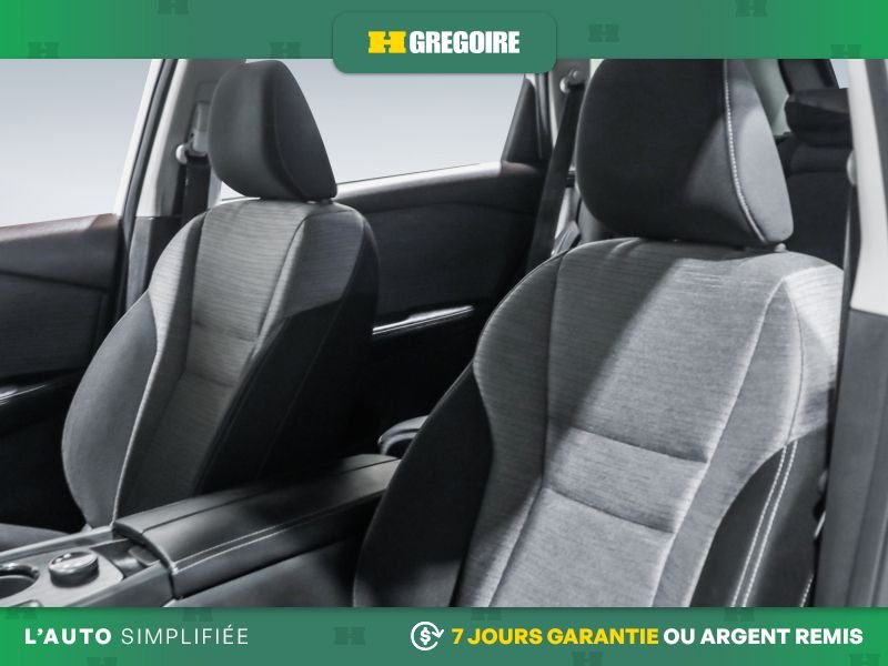 Nissan Rogue 2023 Blanc Laval - photo #13