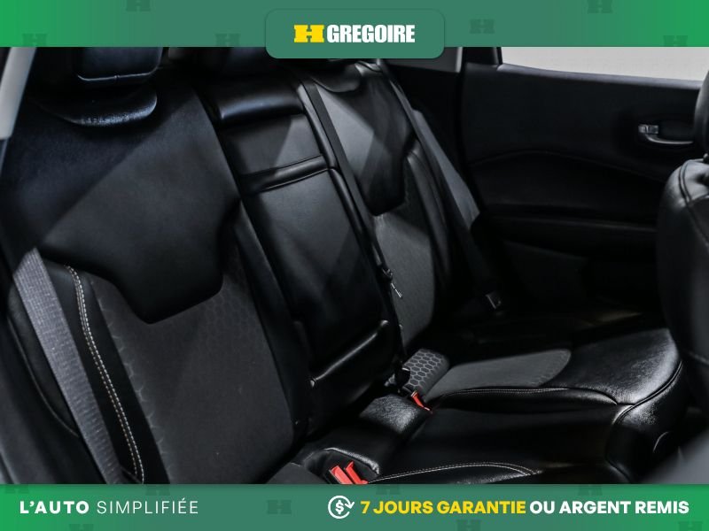Jeep Compass 722507 | North 4x4 AUTO AC GR ELEC MAGS CAM RECULE BLUETOO 2019 Gris Laval - photo #26