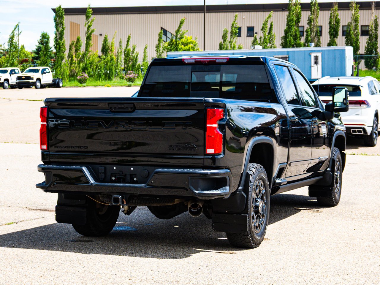 2024 Chevrolet Silverado 3500HD 4WD Crew Cab 159 High Country Black Sherwood Park - photo #12
