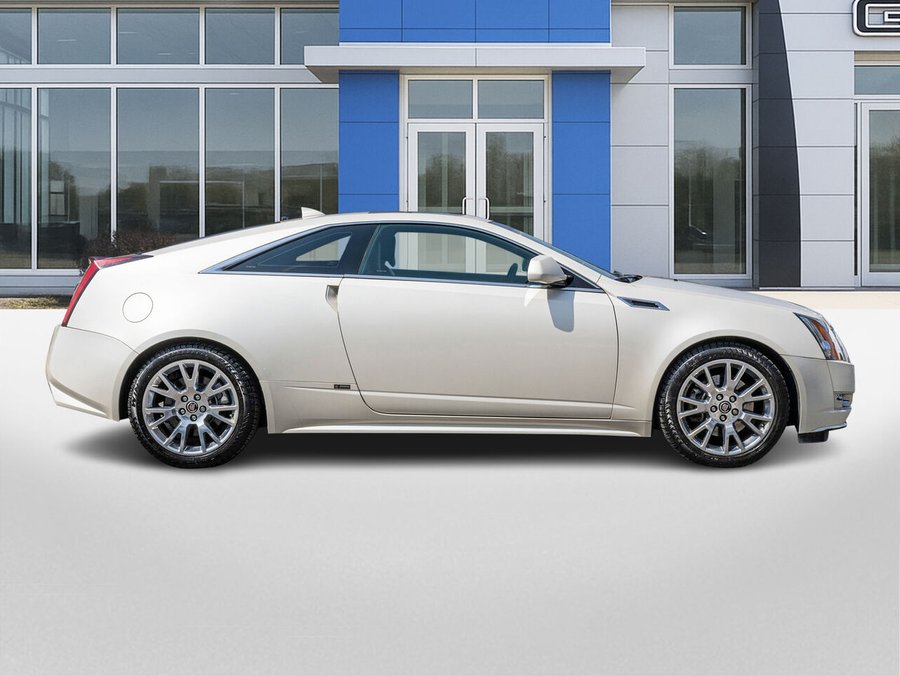 Cadillac Coupé CTS Coupé 2 portes, groupe de performance, à propulsion 2011 Blanc