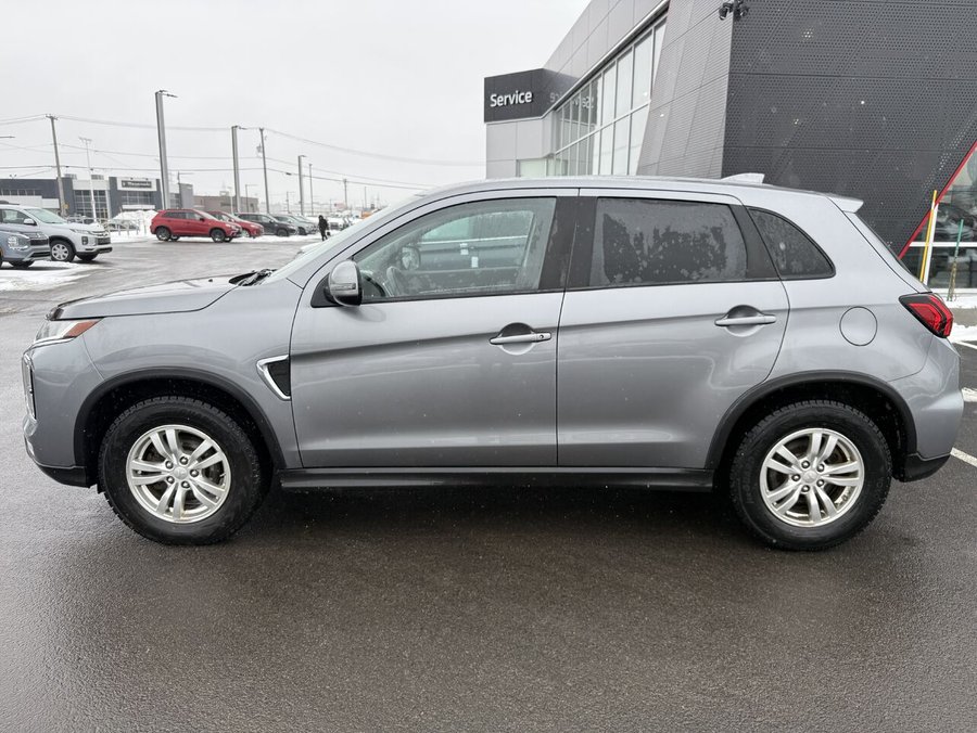 2020 Mitsubishi RVR SE AWC Grey