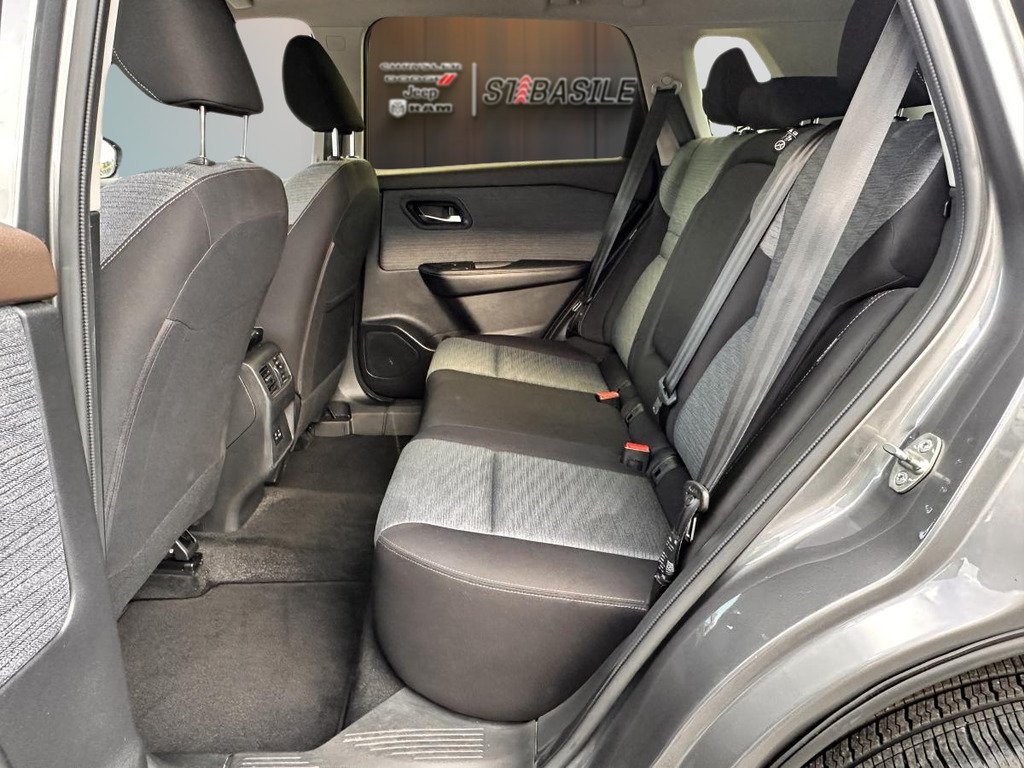 Nissan Rogue 2023 Gris Saint-Basile-le-Grand - photo #15