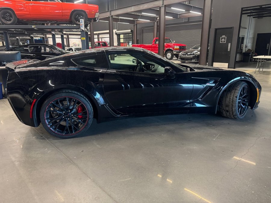 2016 Chevrolet Corvette 2016 Black