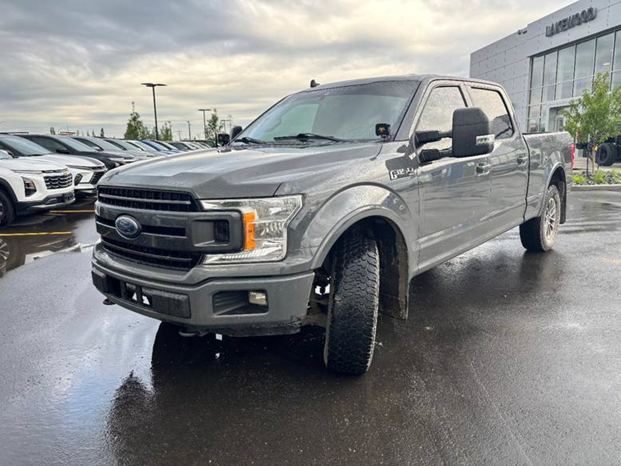 2020 Ford F-150 XLT 4WD SuperCrew 5.5' Box Grey Sherwood Park - photo #2