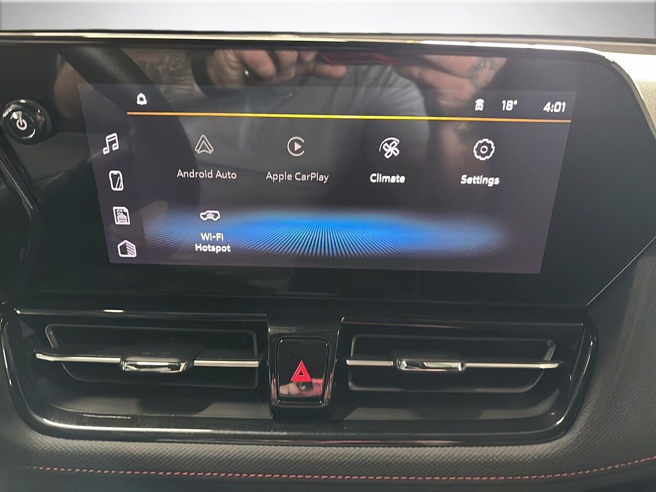 2026 CHEVROLET Trailblazer RS MOSAIC BLACK METALLIC Saint-Hyacinthe - photo #12
