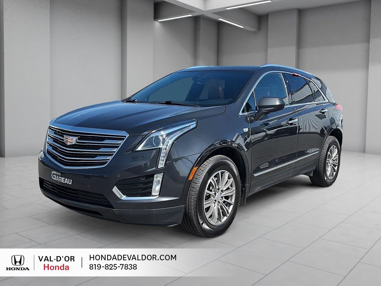 2019 Cadillac XT5 AWD LUXURY 3.6 V6 Grey Val-d'Or - photo #0