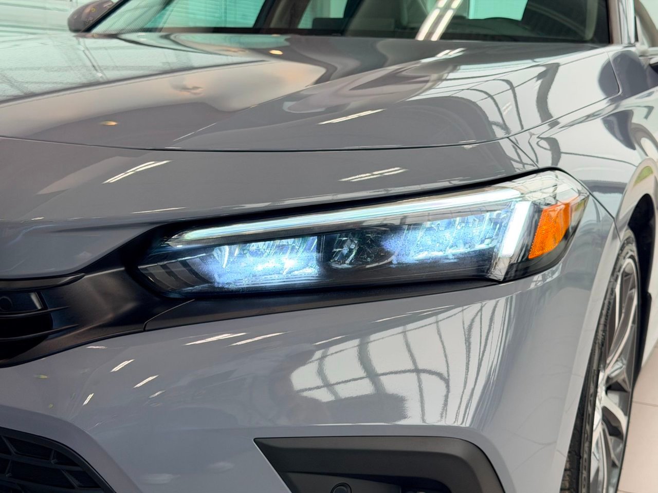 2022 Honda Civic Sedan Silver Notre-Dame-des-Prairies - photo #4