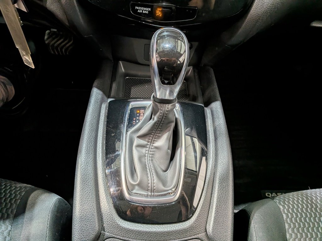 Nissan Qashqai 2023 Gris Val-David - photo #24