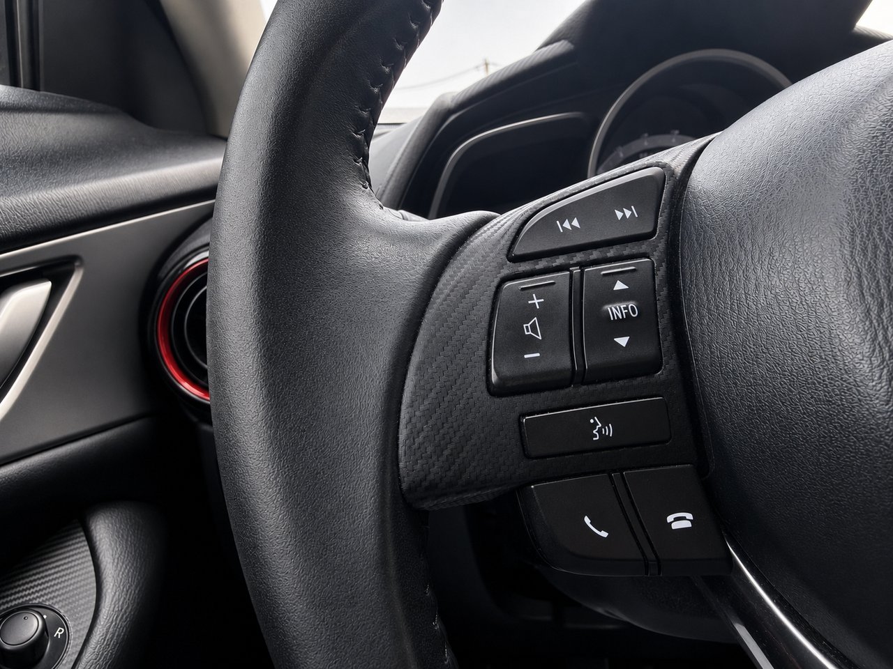 2017 MAZDA CX-3 Black Châteauguay - photo #14