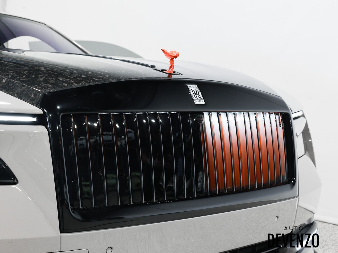 Rolls-Royce Spectre 2024 Gris Saint-Eustache - photo #10