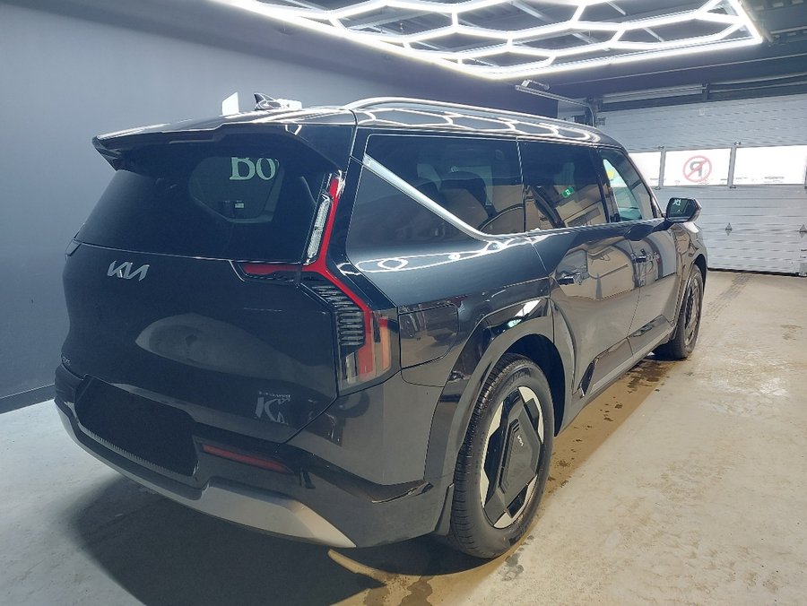 2026 KIA EV9 2026 Panthera Metal