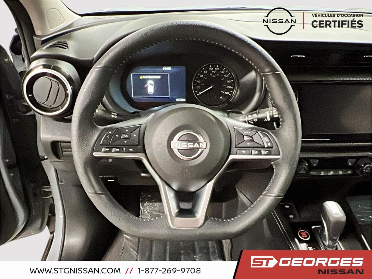 Nissan Kicks Play 2025 Gris Saint-Georges - photo #11