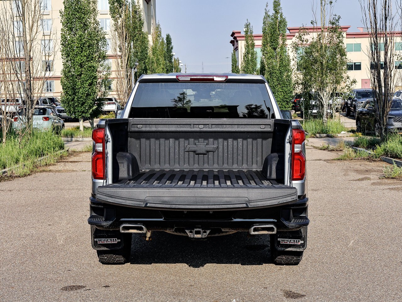 2024 Chevrolet Silverado 1500 4WD Crew Cab 147 LT Trail Boss Grey Sherwood Park - photo #14