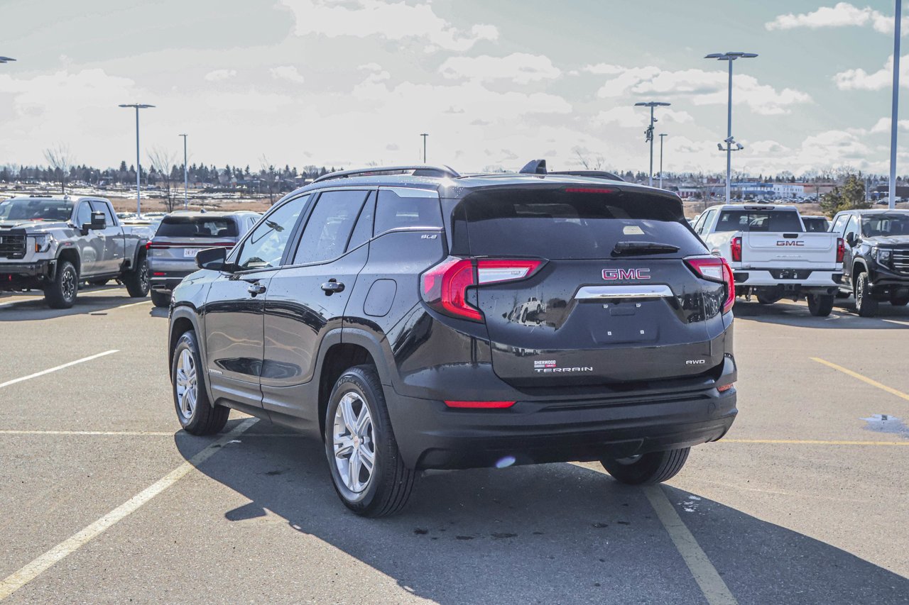 2024 GMC Terrain AWD 4dr SLE Black Sherwood Park - photo #9