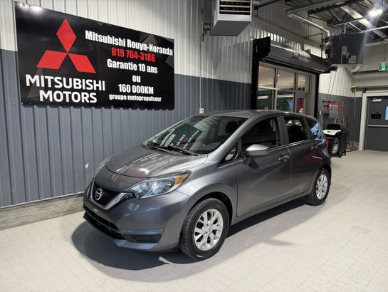 2018 Nissan Versa Note SV BM gray
