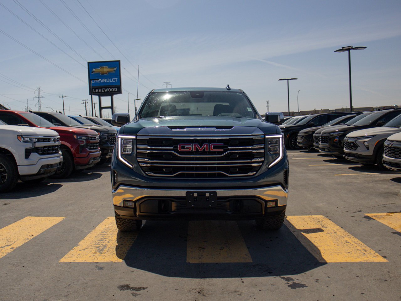 2024 GMC Sierra 1500 4WD Crew Cab 147 SLT Grey Sherwood Park - photo #2