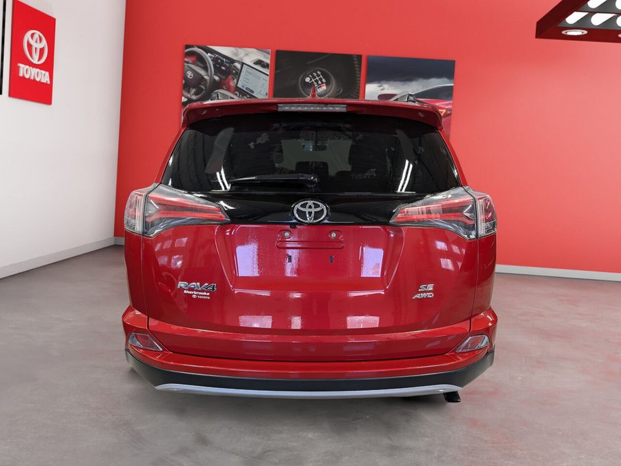 Toyota RAV4 2016 2016 Rouge