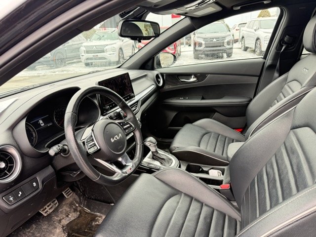 Kia Forte GT-Line-CUIR-TOIT OUVRANT-BANC CHAUFFANT ET VENTILÉ 2022 Noir
