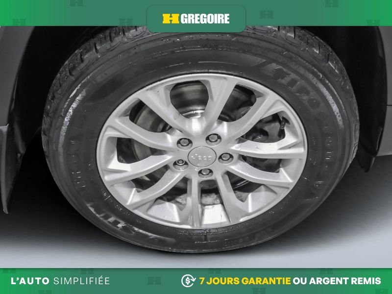 2022 Jeep Cherokee White Laval - photo #26