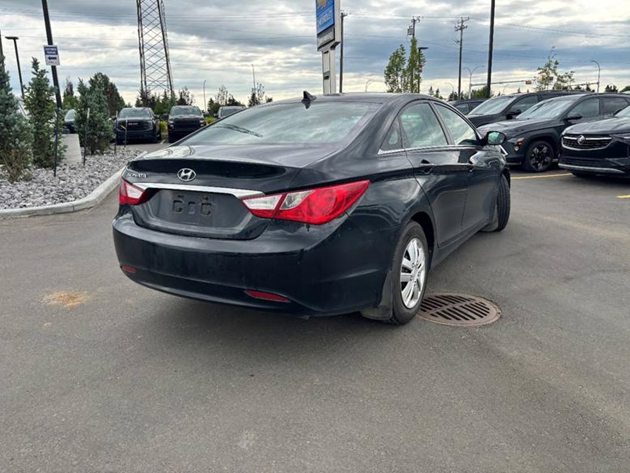 2012 Hyundai Sonata 4dr Sdn 2.4L Auto GLS Black Sherwood Park - photo #4
