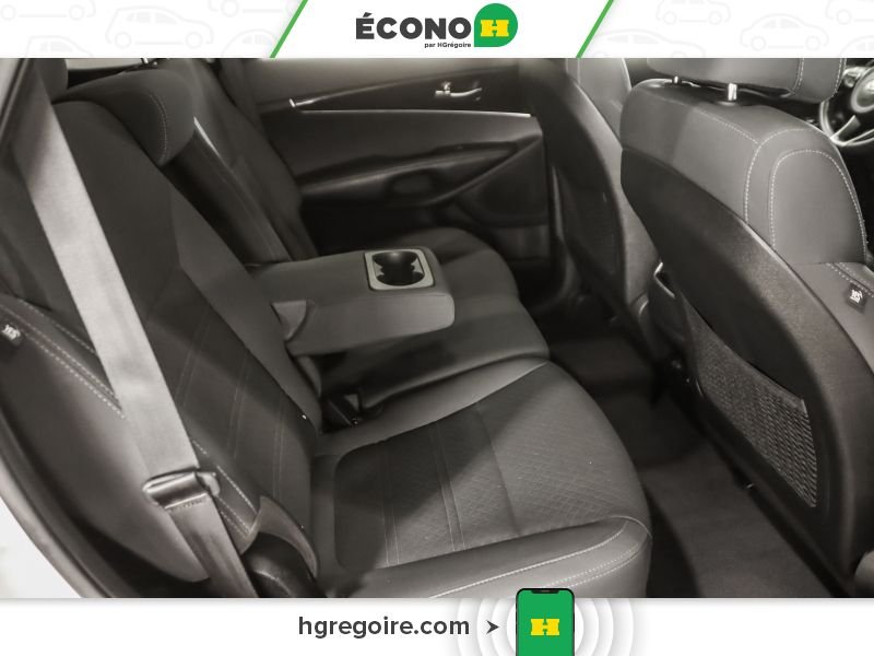 2017 Kia Sorento White Blainville - photo #24