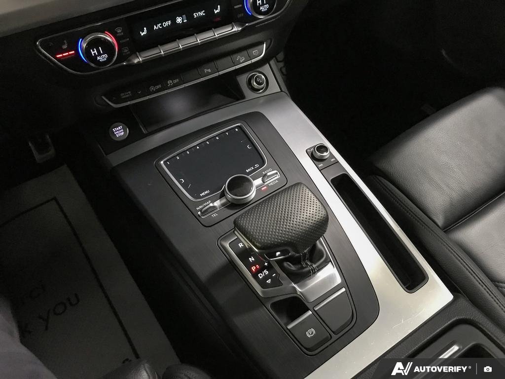 2018 Audi Q5 2600853A | Progressiv Blue Edmonton - photo #17