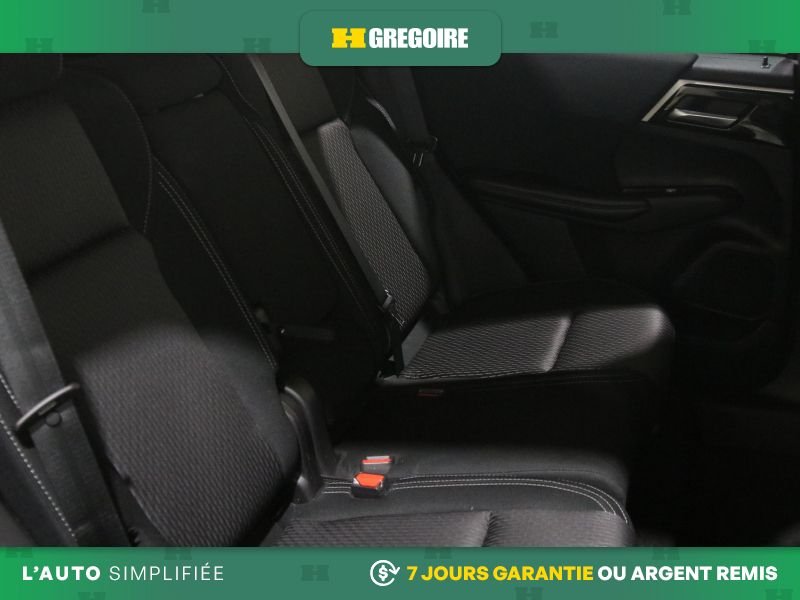 2022 Mitsubishi Outlander Blue Laval - photo #28