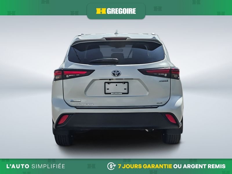 2024 Toyota Highlander White Blainville - photo #7