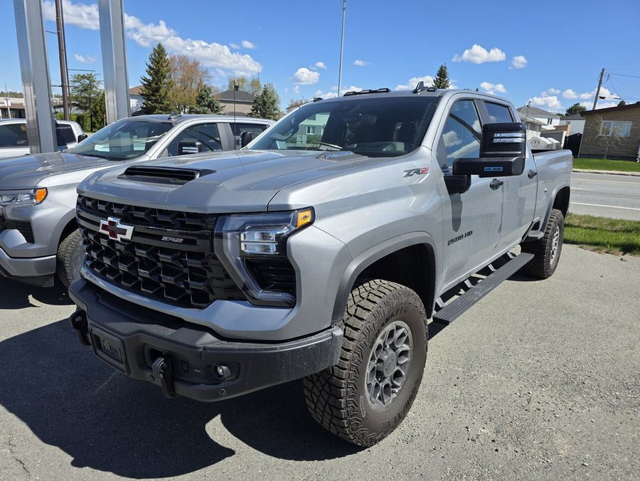 Chevrolet Silverado 2500HD 2026 2026 Gris sterling métallisé